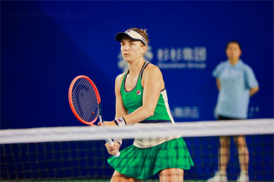 防守严密的 防守严密的