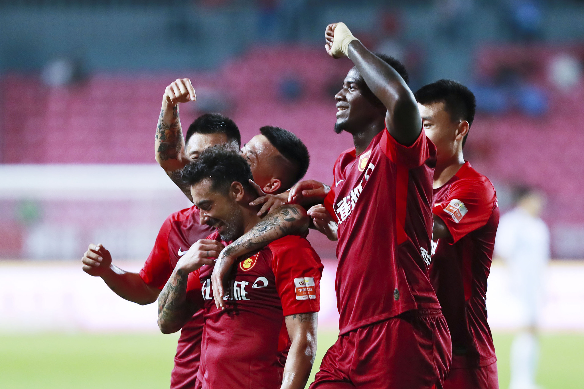 难度梯度更 难度梯度更